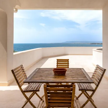 Villa Plemmiria By The Sea By Wonderful Italy *